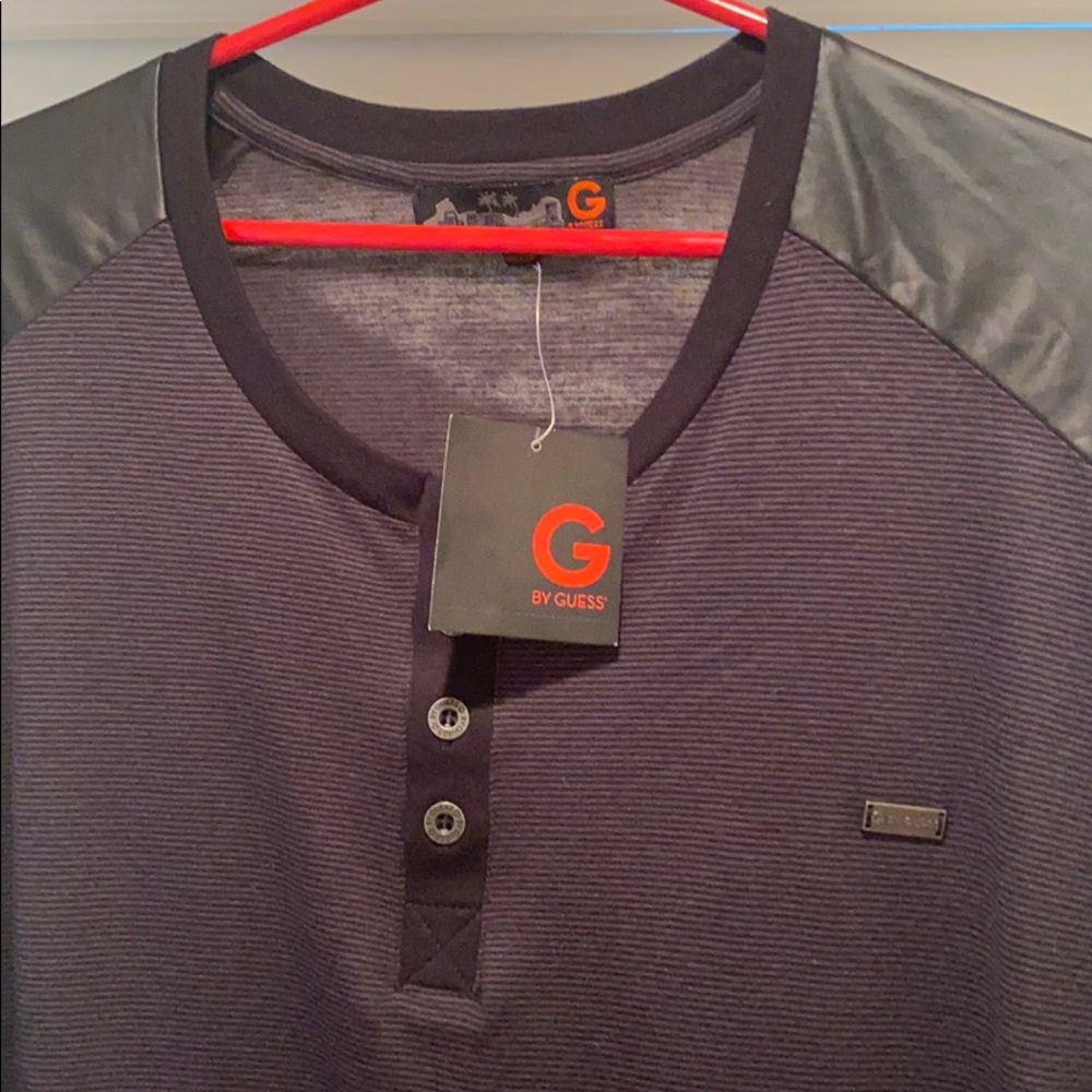 Everyday shirt fits XL only